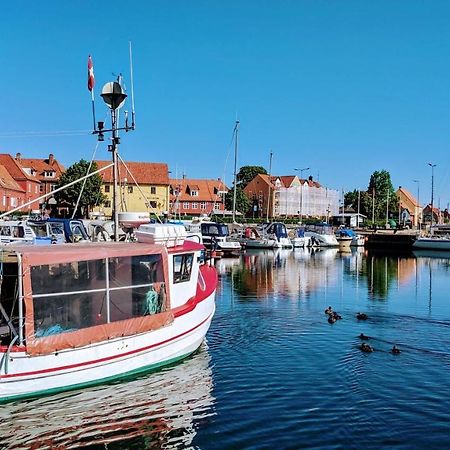 Мотель Harbour Sleep Нексё Экстерьер фото