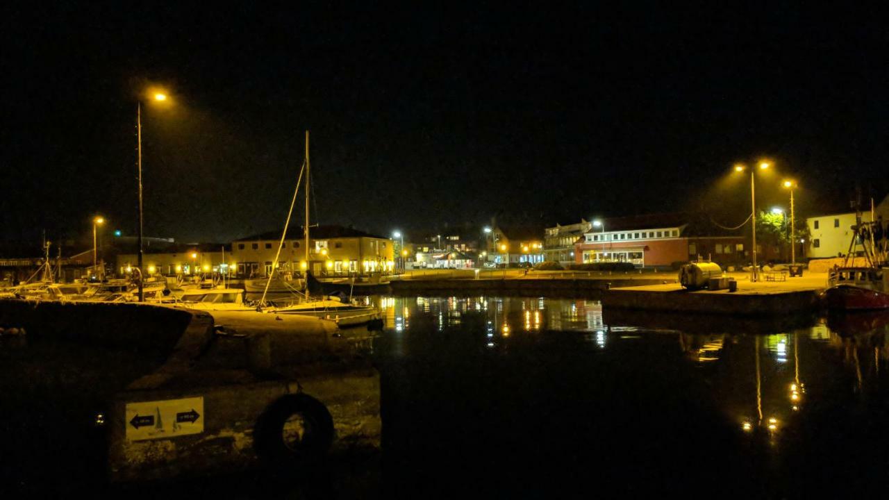 Мотель Harbour Sleep Нексё Экстерьер фото